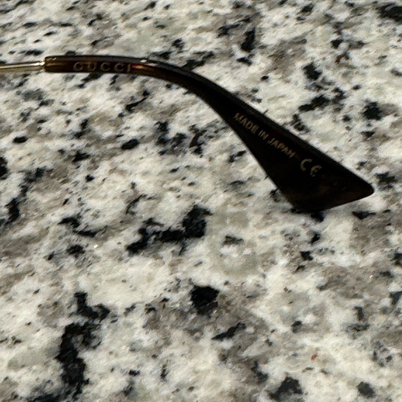 Gucci Sunglasses - Picture 7 of 8